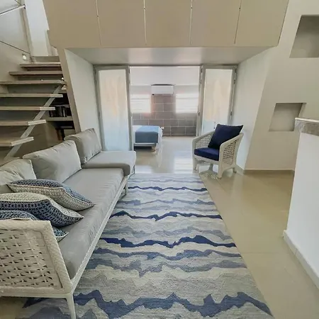 Duplex In Old City Center